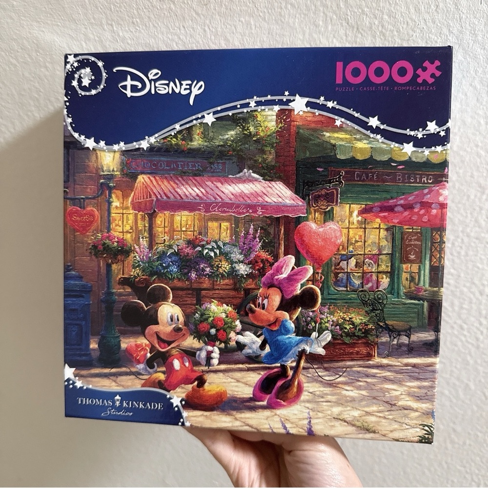 Disney Romantic Mickey and Minnie Puzzle - Vibrant Colors